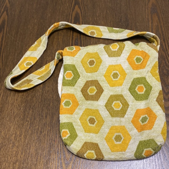 Vintage Amazing Mod Retro 70’s Knit Bag Yellow Orange Green Purse - Picture 4 of 9